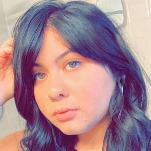 Meet your Posher, Bee